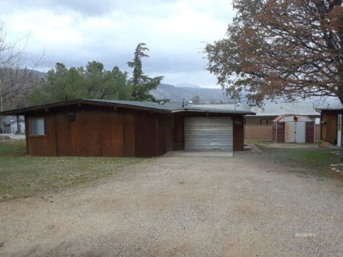 201 Columbus Ave, Bodfish, CA 93205-9602