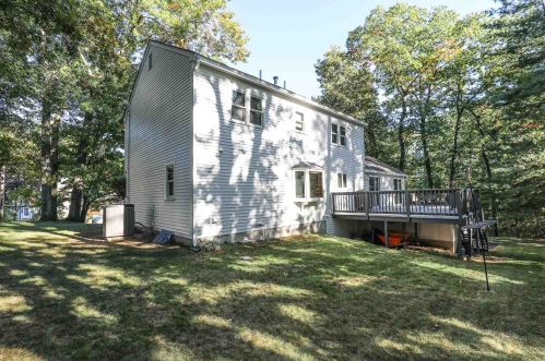 19 Bennington Rd, Nashua, NH 03064-8100
