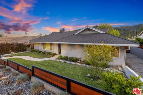 6222 Altura Ave, Glendale CA  91214-2325 exterior