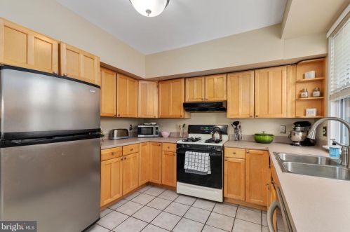 33 Linden Ave, Pitman NJ  08071-2109 exterior