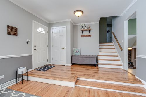 170 Selwyn Ln, Buffalo Grove, IL 60089-4333