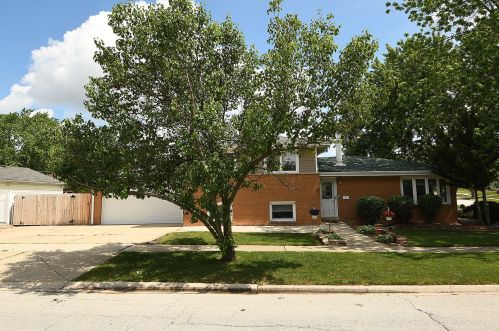 16824 Oketo Ave, Tinley Park, IL 60477-2452