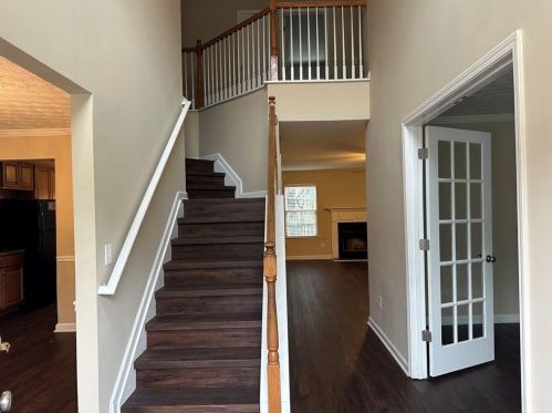 660 Roxford Ln, Buford, GA 30518-8537