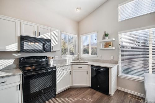 21264 Belleview Pl, Denver CO  80015-6406 exterior