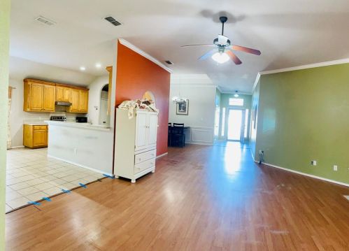 2704 Trent Trl, Fort Worth TX  76118-7705 exterior