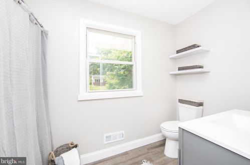 323 Timberline Dr, Mount Laurel NJ  08054-2136 exterior