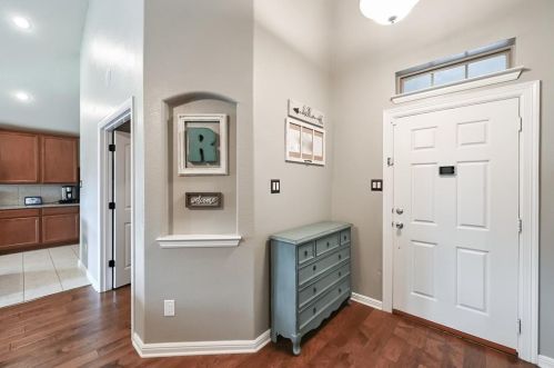10432 Winding Passage Way, Fort Worth TX  76131-3986 exterior