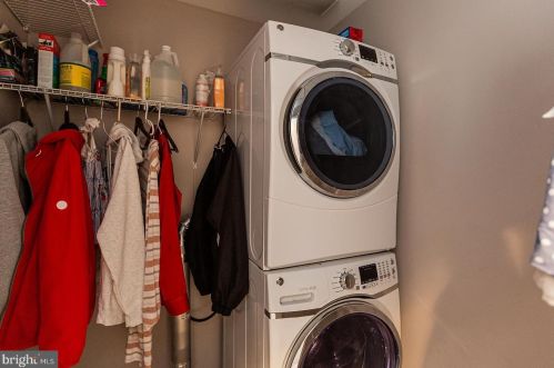 2355 View Rd, Lancaster PA  17602-1844 exterior