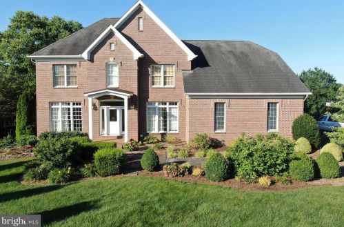6922 Sarazen Dr, Middletown, MD 21769-6621