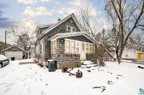 621 Spruce St, Scanlon, MN 55720-1462