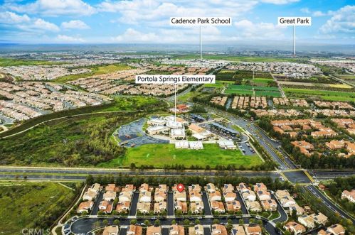 132 Desert Bloom, Irvine CA  92618-8871 exterior
