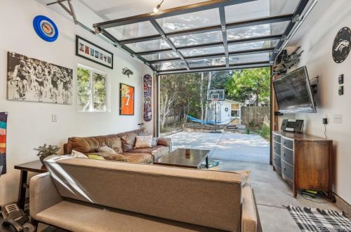 5665 Galena St, Englewood CO  80111-3721 exterior