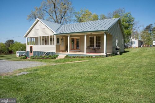 1379 Redman Store Rd, Richmond National Battlefiel, VA 22835-6846