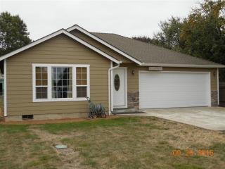 145 G St, Halsey, OR 97348-2092