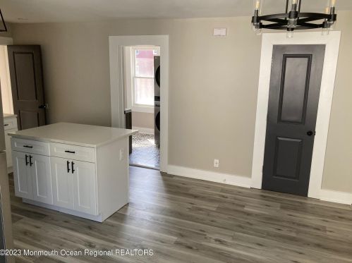 704 6th Ave, Tinton Falls NJ  07712-5312 exterior