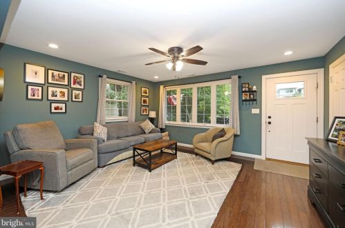 1161 Concord Dr, Haddonfield NJ 08033-3502 exterior