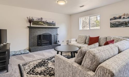 7128 Spruce St, Englewood CO  80112-1741 exterior