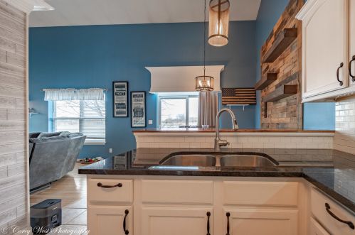 1211 Alexandria Dr, Sycamore IL  60178-9508 exterior