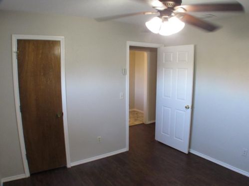 2106 Teakwood Ln, Plano TX  75075-2040 exterior