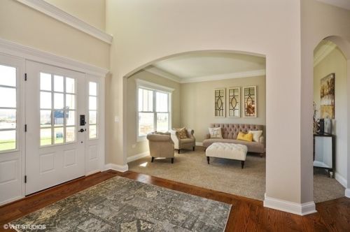 475 Mount Ct, North Aurora, IL 60542-1798