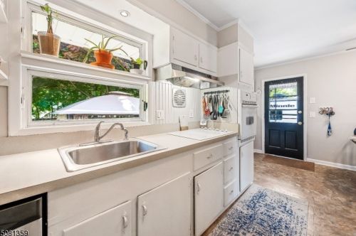 62 2nd Ave, Dover NJ  07803-2914 exterior