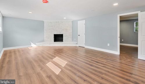 2713 Fallsmont Dr, Fallston MD  21047-2248 exterior