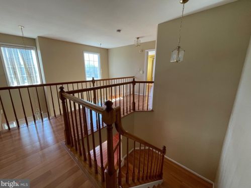 12 Colebrook Ct, Princeton NJ  08540-7050 exterior