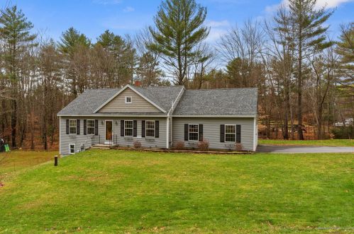 12 Poplar Ridge Rd, Gray, ME 04039-9680
