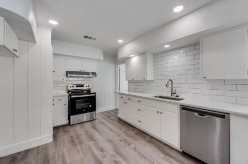 3313 8th Ave, Fort Worth, TX 76110-3810