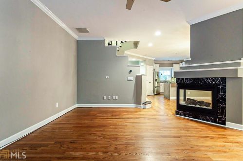 8615 Hope Mews Ct, Atlanta GA  30350-2961 exterior