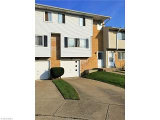 991 Cornell Ct, Concord Township OH  44077-2712 exterior