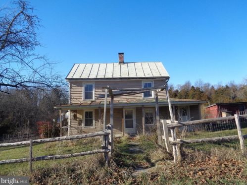 2911 Hamburg Rd, Edinburg, VA 22824-3066