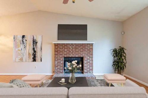 1277 To Lani Ct, Stone Mountain, GA 30083-5369
