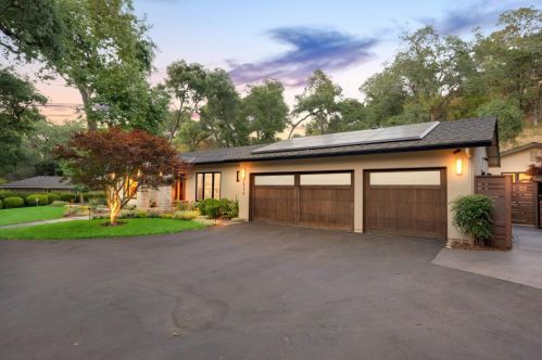 18576 Twin Creeks Rd, Los Gatos, CA 95030-2132