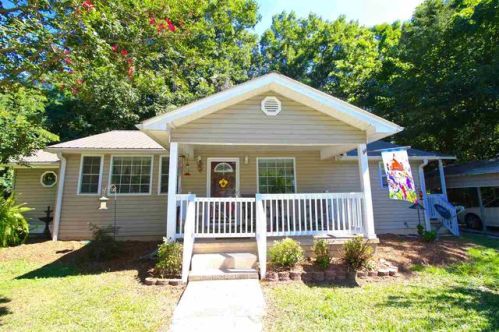 1110 Lake Jemiki Rd, Walhalla, SC 29691-4218