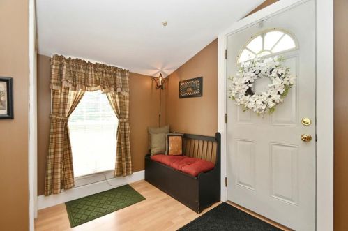 2 Absalona Hill Rd, Glocester, RI 02814-1419