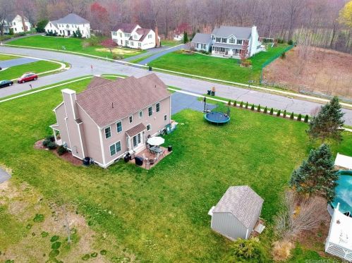 92 Brandywine Pl, Southington CT  06489-4365 exterior