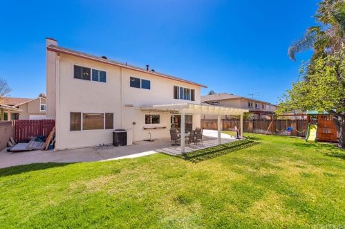 1567 Bridget Ave, Simi Valley CA  93065-3607 exterior