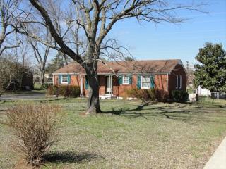 1911 Atlas St, Murfreesboro TN  37130-4654 exterior