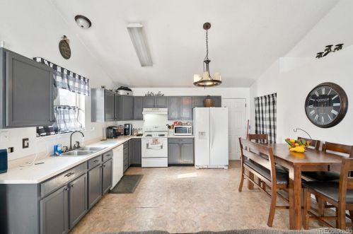 224 116th Ave, Denver CO  80234-3083 exterior