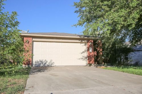 128 Star Of Texas Dr, Uhland TX  78640-5290 exterior