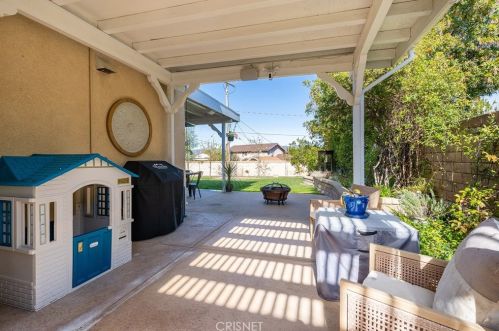 1349 Fitzgerald Rd, Simi Valley CA  93065-4480 exterior