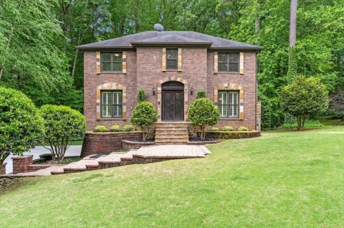 1437 Brookcliff Dr, Marietta, GA 30062-4852
