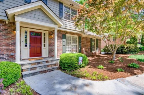 1962 Tanglewood Dr, Lithonia, GA 30078-3037
