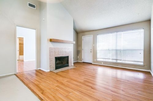 114 Amberway Ln, Garland TX 75040-3755 exterior