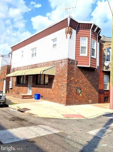2069 Mercy St, Philadelphia, PA 19145-2806