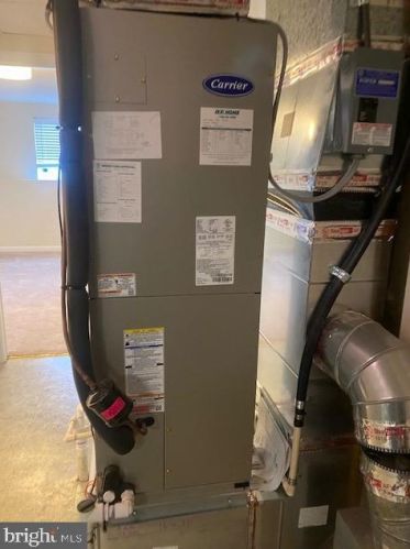 1409 Silo Way, Silver Spring MD 20905-6069 exterior