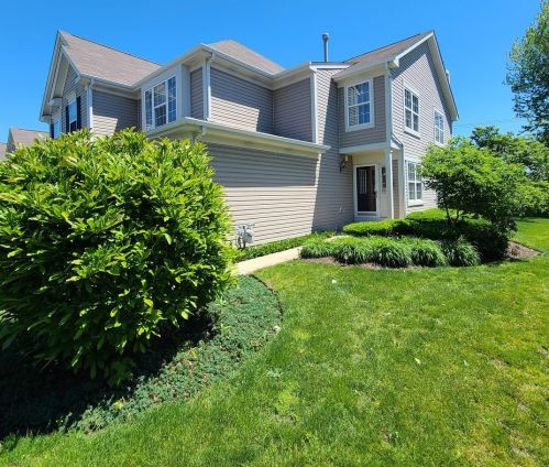 3226 Cool Springs Ct, Naperville, IL 60564-8237