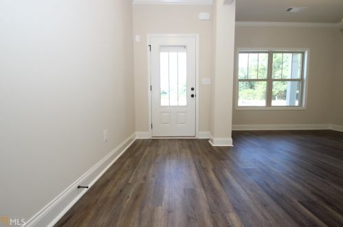 222 Jackson St, Locust Grove, GA 30248-0041