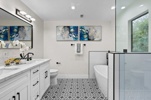 3360 Chevy Chase Dr, Glendale CA  91206-1428 exterior